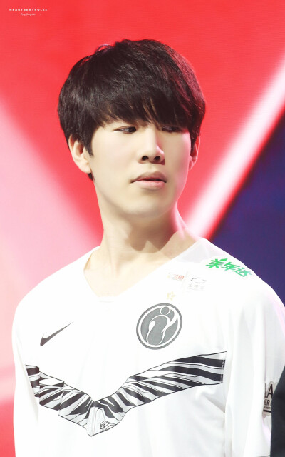 勇往直前的 勇往直前的